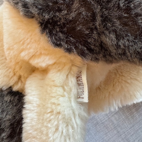 Folkmanis Rabbit Hand Puppet • Soft Plush Bunny • 10” - Picture 11 of 14